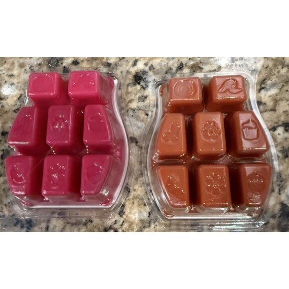 Lot of 2 Scentsy Christmas Cottage & Cottage Cider Wax Bars 3.2 fl oz each - Picture 4 of 5